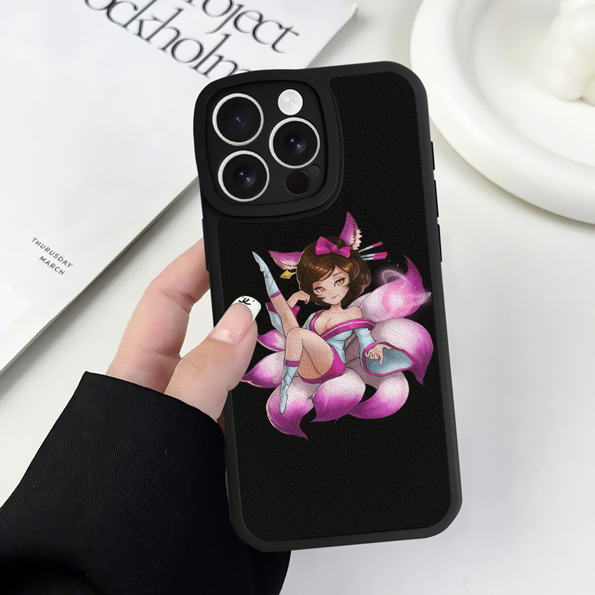 リーグ・オブ・レジェンド League of Legends LOL 【iPhone 16シリーズ対応】シリコンスマホケース（レザー調） 材質：シリコン